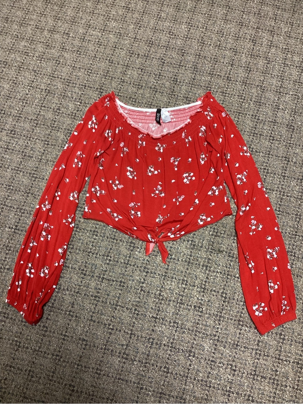 Divided Red White Floral Tie-Front Long-Sleeve Crop Top * Size S